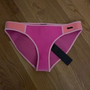 triangl bottoms 💗